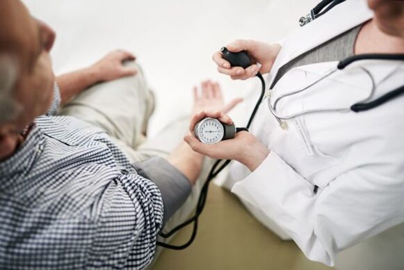 Blutdruckmessung bei Bluthochdruck